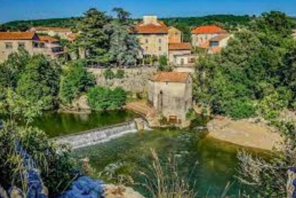 Villa La O'Liso Gorges De L'Ardeche Salavas Exterior foto