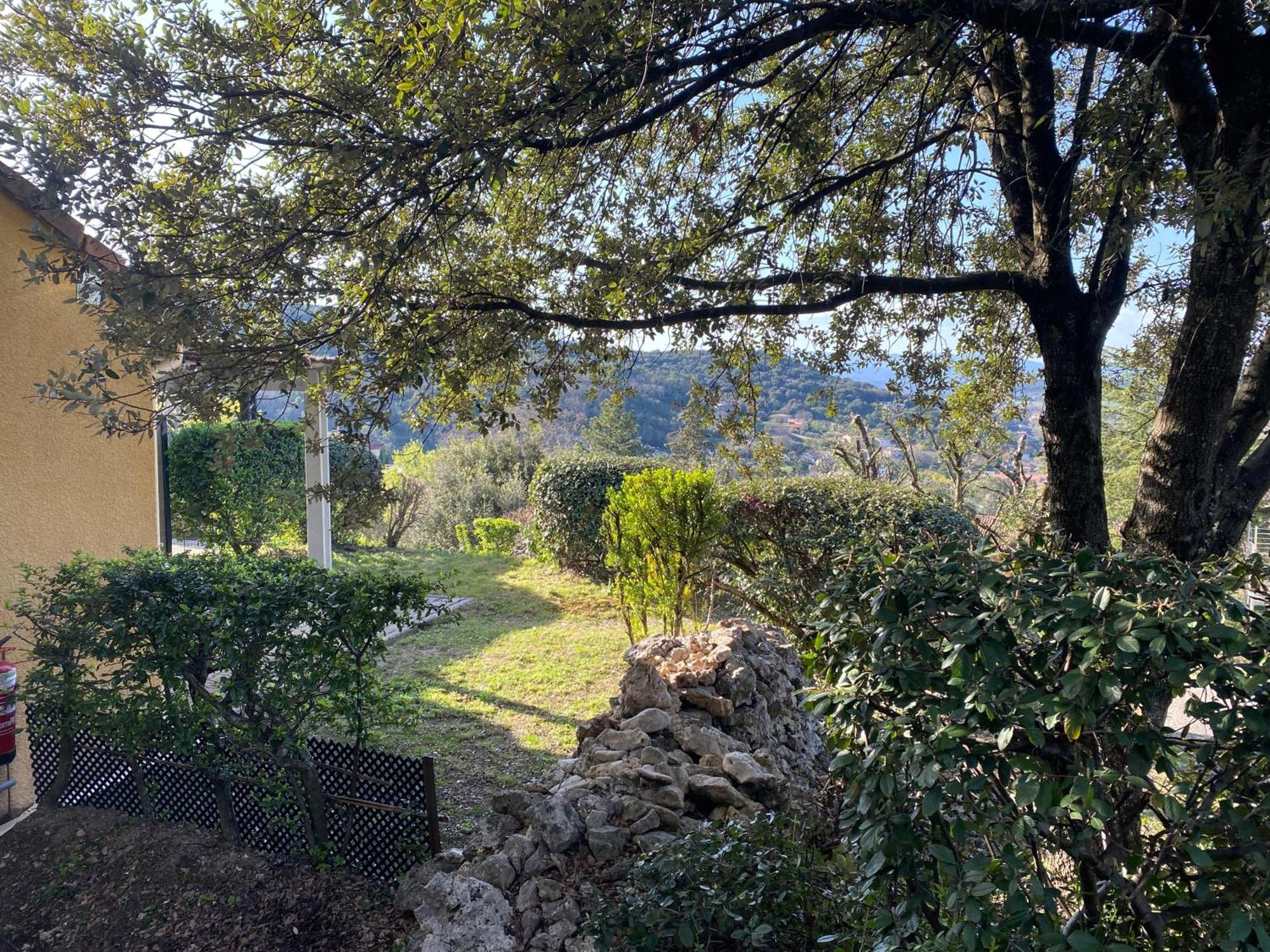 Villa La O'Liso Gorges De L'Ardeche Salavas Exterior foto